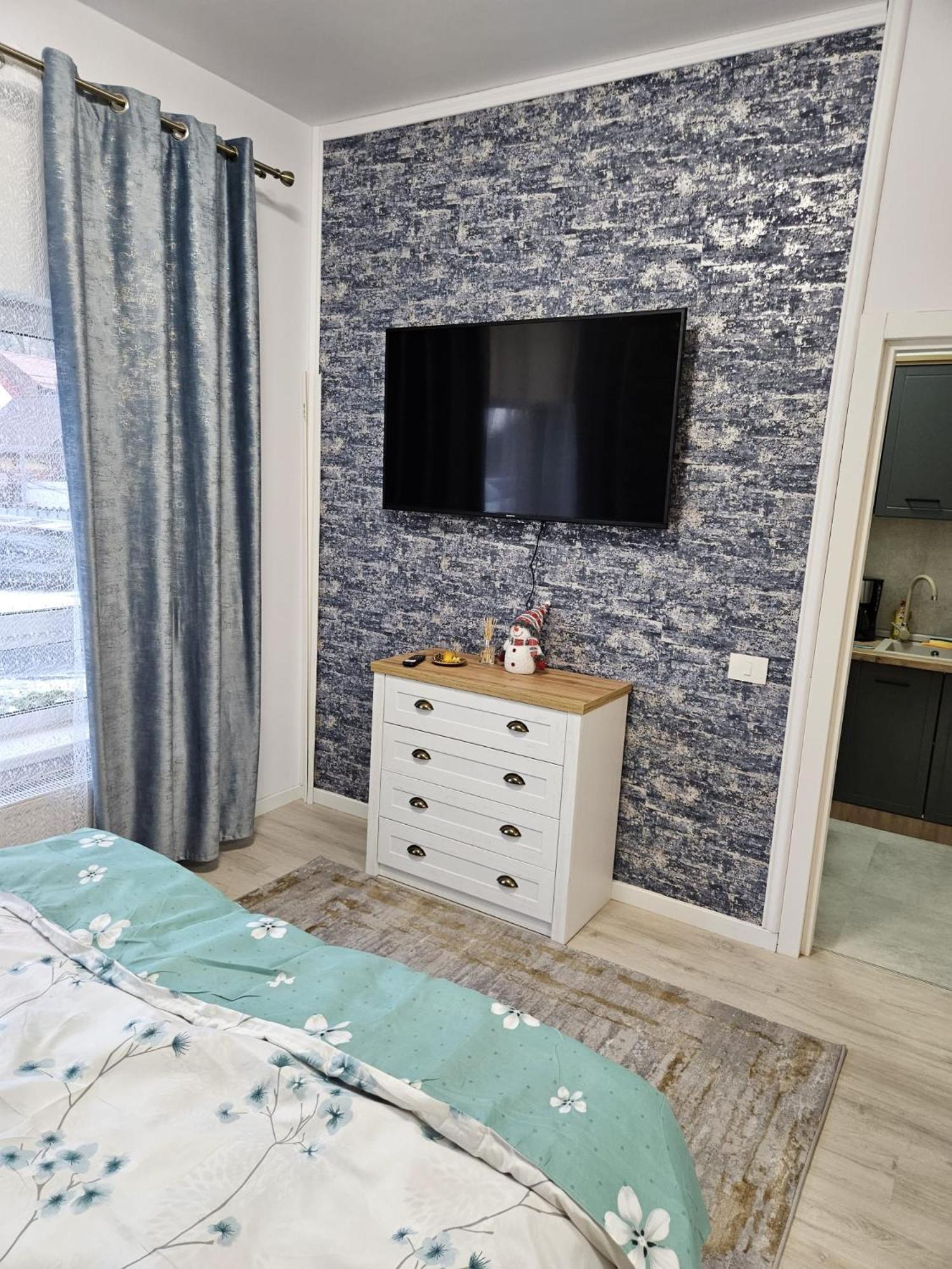 Garsoniera Gabrielle Apartment Brasov Exterior photo