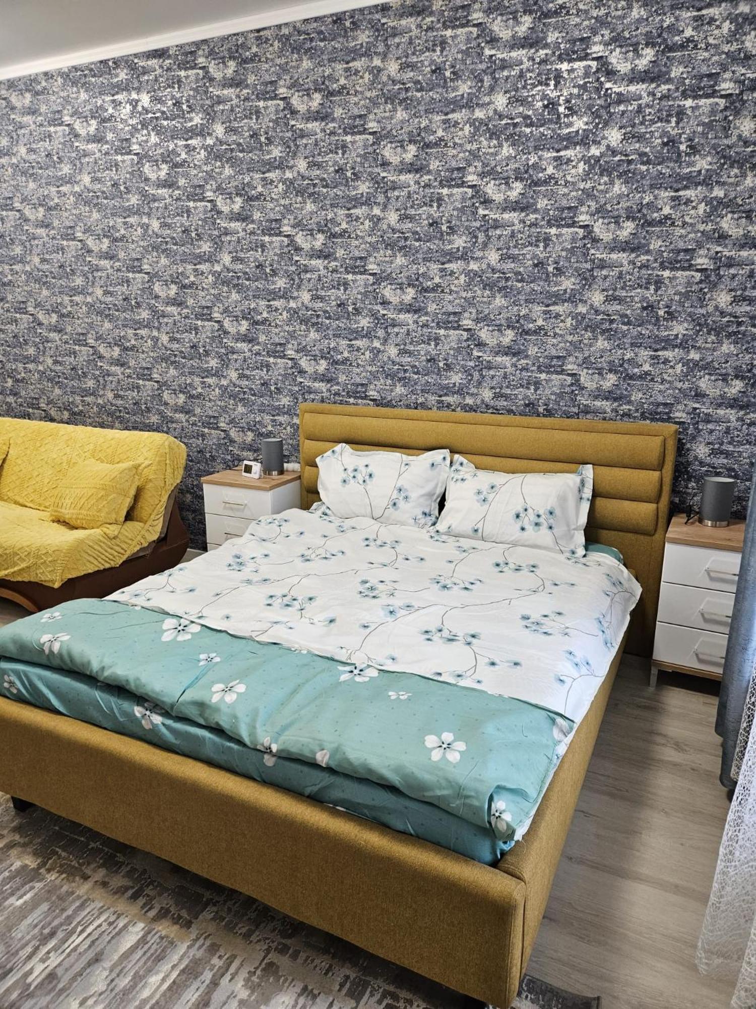 Garsoniera Gabrielle Apartment Brasov Exterior photo